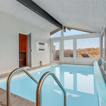 Feriehus Falka - 800m From The Sea By Interhome *