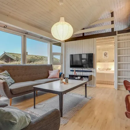 Falka - 800m From The Sea By Interhome *